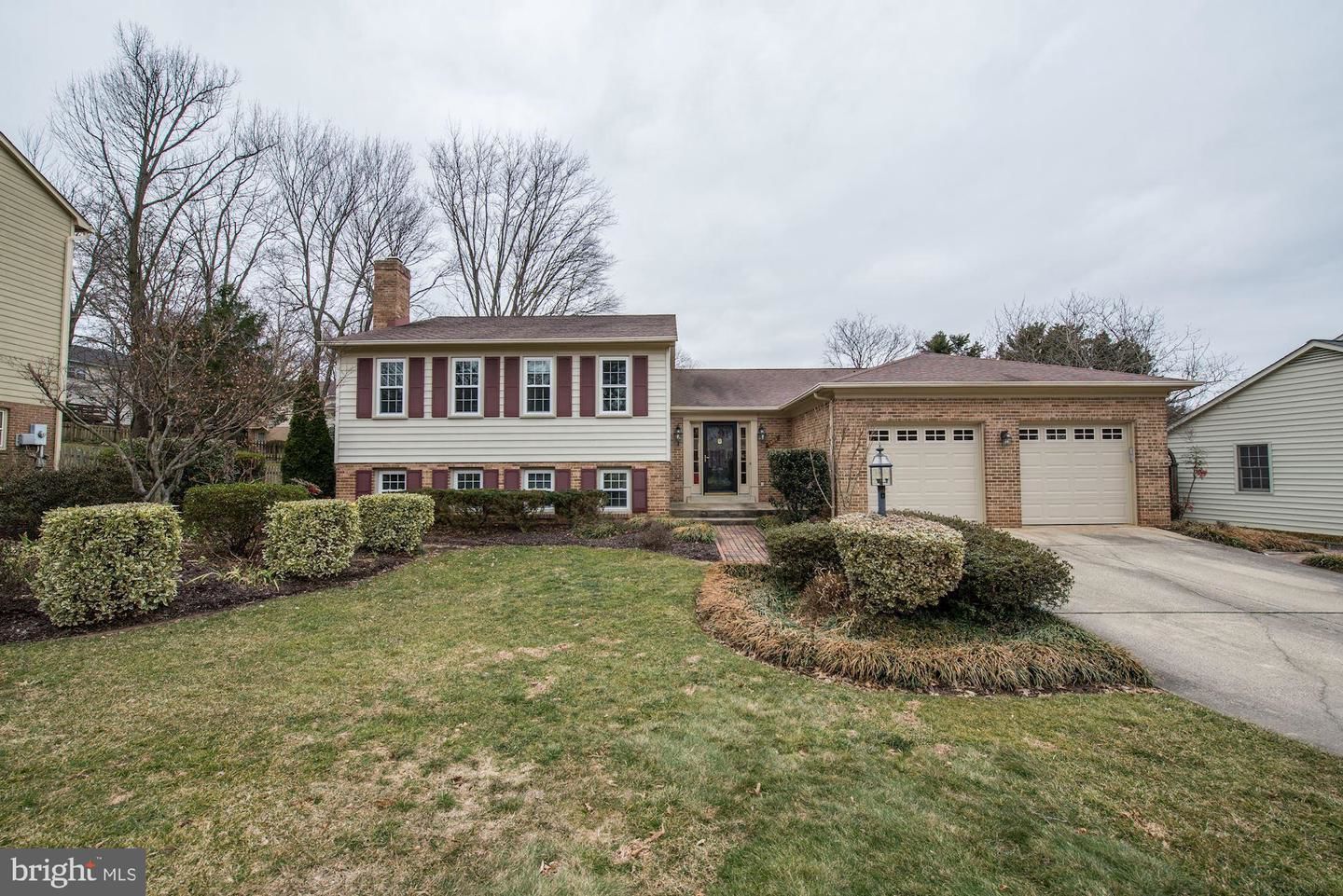 9805 Doulton Ct, Fairfax, VA 22032.jfif